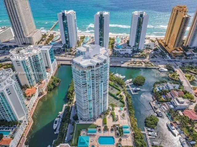 Foto de propiedad en 16400 Collins Avenue .0542, Sunny Isles Beach, FL 33160 Sunny Isles Beach con MLS# 