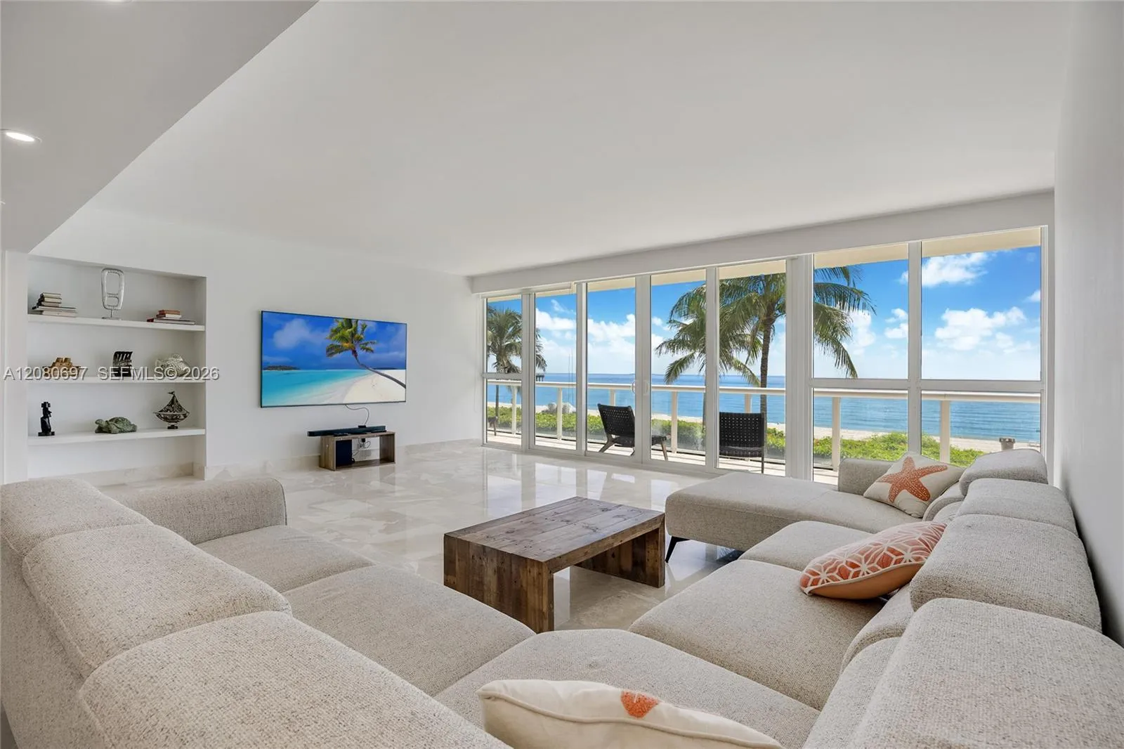 Foto de propiedad en 16425 Collins Avenue WS3A, Sunny Isles Beach, FL 33160 Sunny Isles Beach con MLS# 