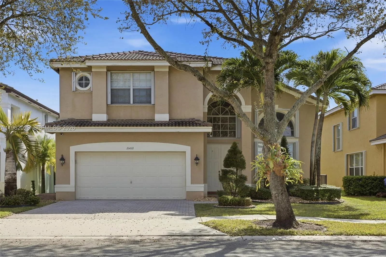 Foto de propiedad en 16460 SW 30th Street, Miramar, FL 33027 Miramar con MLS# 