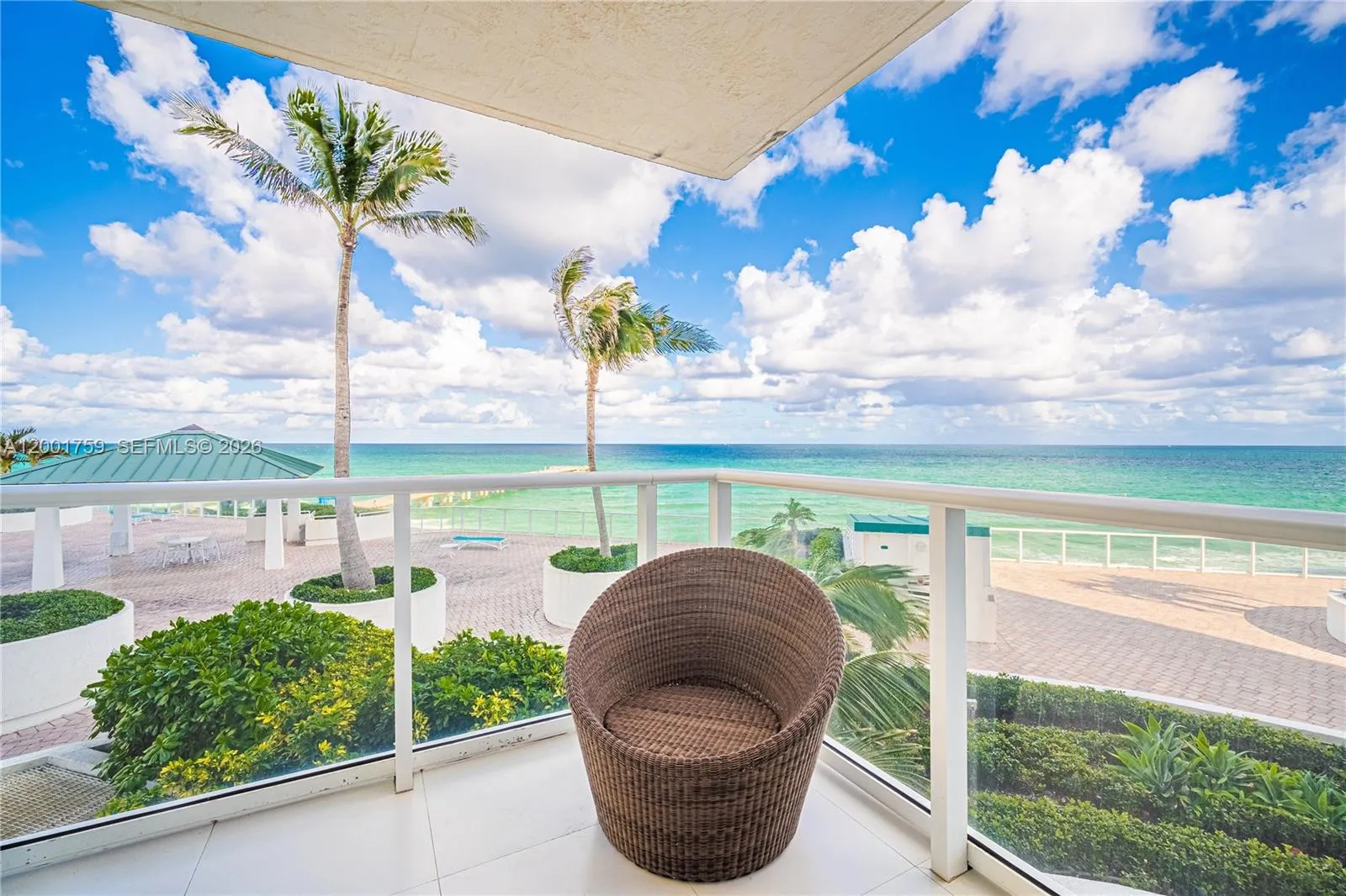 Vendido 16485 Collins Avenue 536, Sunny Isles Beach, FL 33160, Sunny Isles Beach, FL 33160