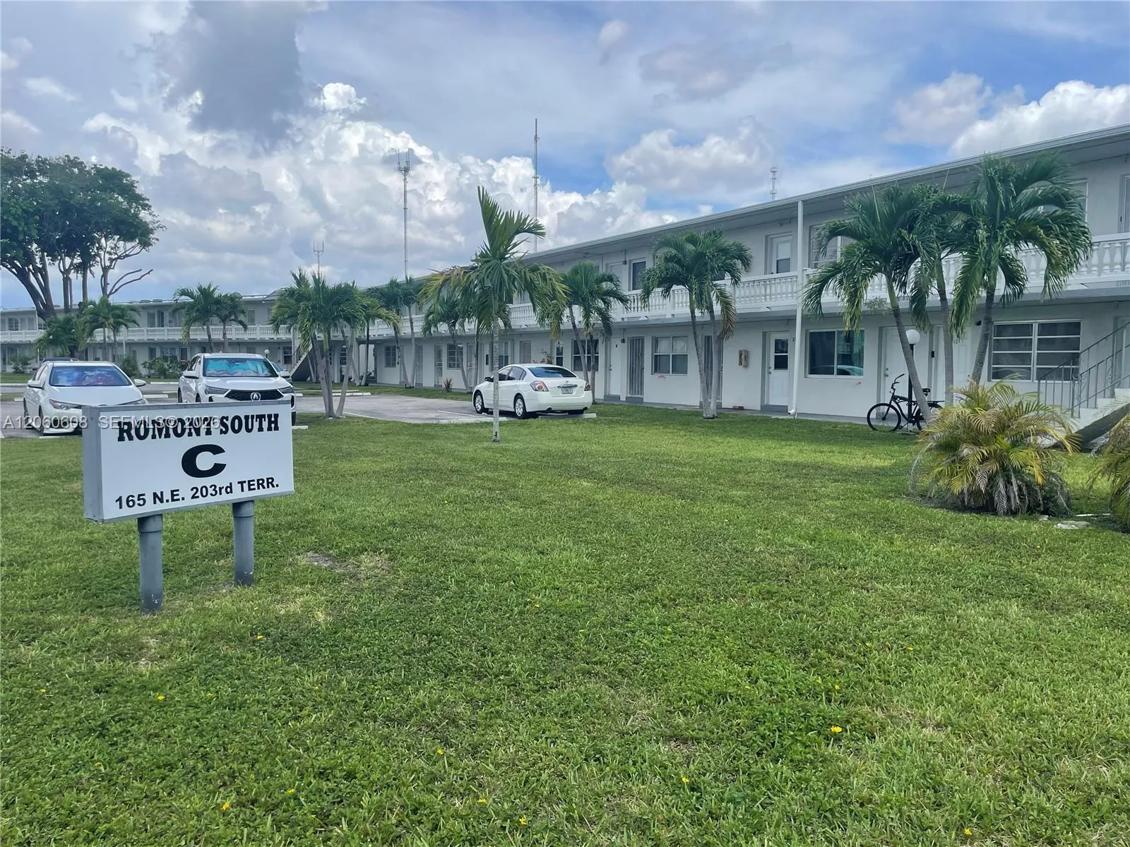 En Venta 165 NE 203rd Terrace 26, Miami Gardens, FL 33179, Miami Gardens, FL 33179