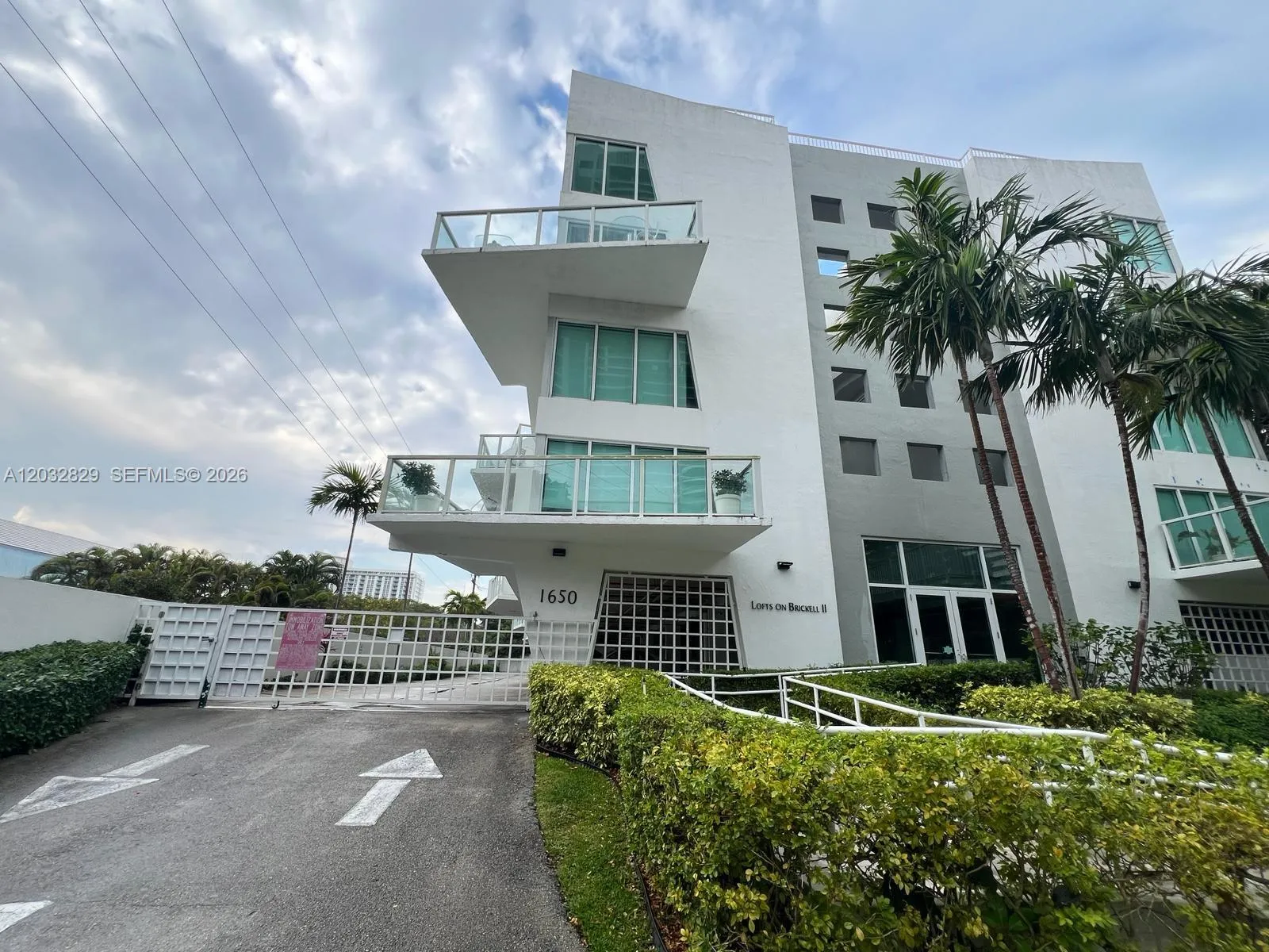 Foto de propiedad en 1650 Brickell Avenue 206, Miami, FL 33129 Miami con MLS# 