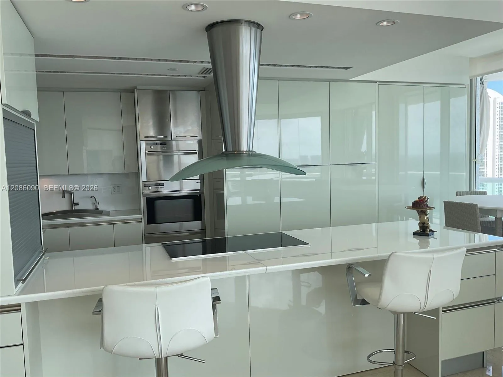En Venta 16500 Collins Avenue 2654, Sunny Isles Beach, FL 33160, Sunny Isles Beach, FL 33160