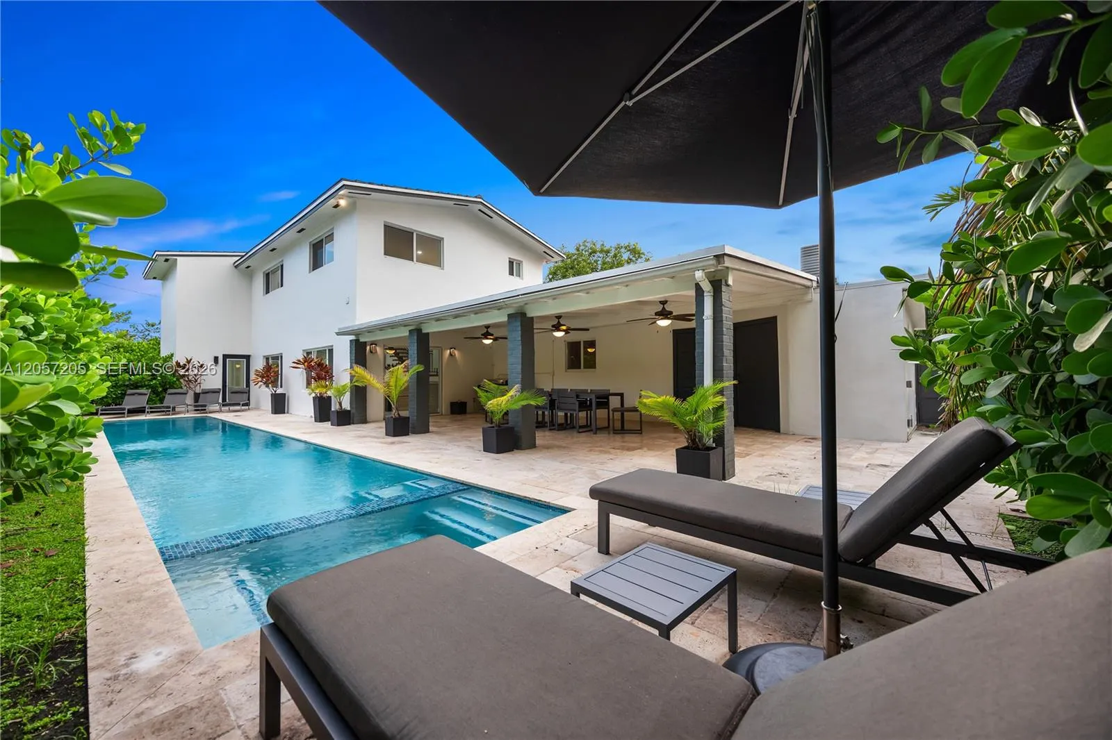 En Venta 1651 SW 13th Avenue, Miami, FL 33145, Miami, FL 33145