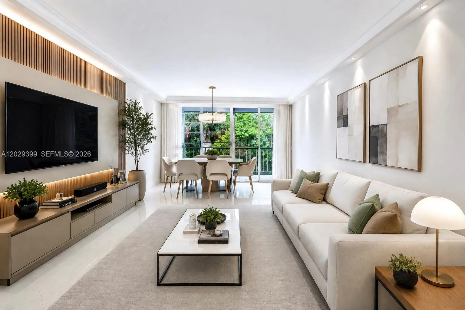 Foto de propiedad en 16518 NE 26th Avenue 202, North Miami Beach, FL 33160 North Miami Beach con MLS# 