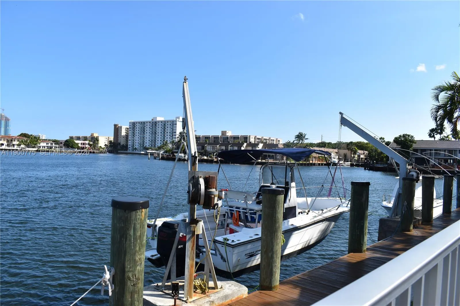 Foto de propiedad en 16570 NE 26th Avenue 3C, North Miami Beach, FL 33160 North Miami Beach con MLS# 