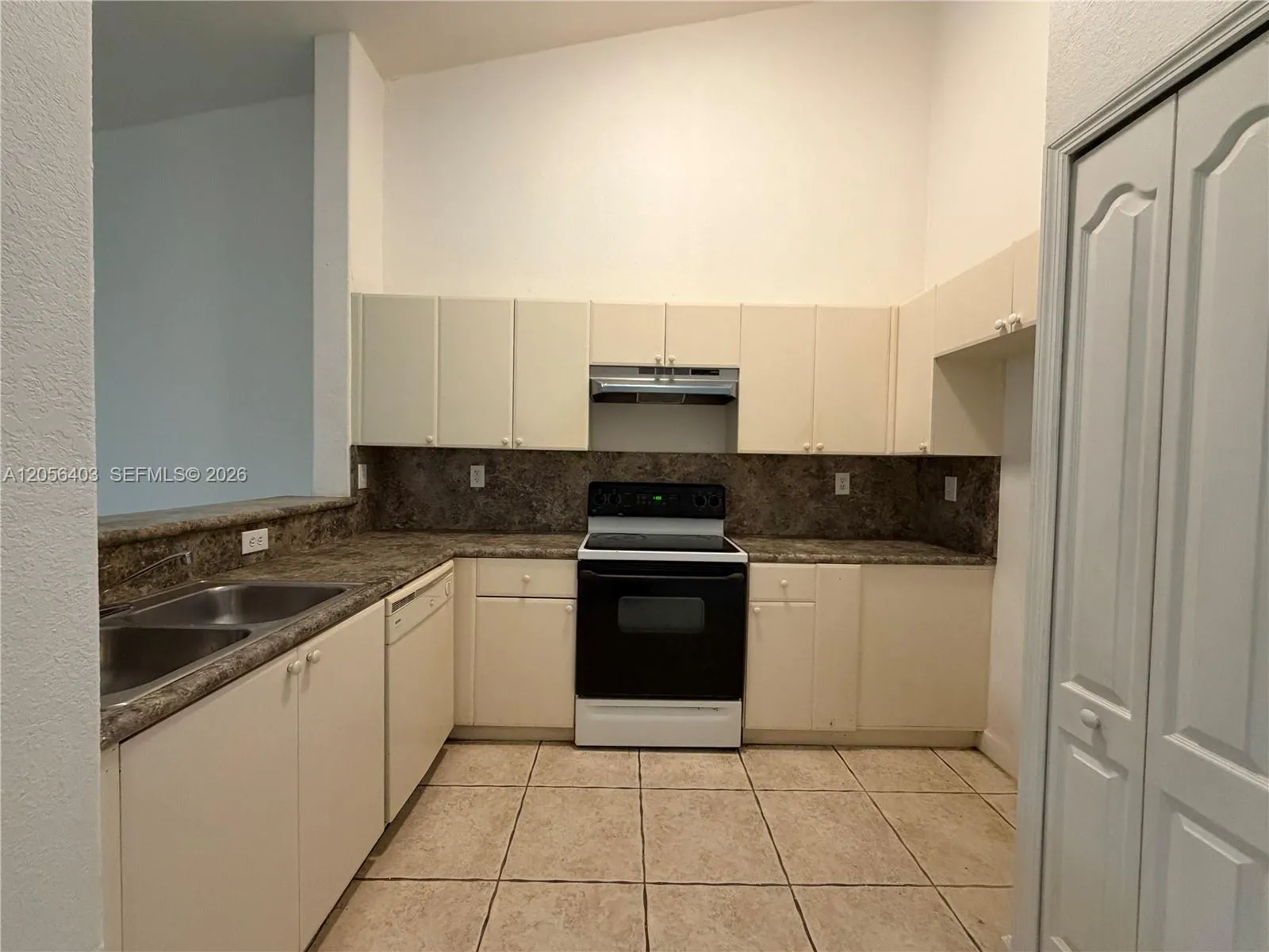 En Venta 1661 SE 28th Street 204, Homestead, FL 33035, Homestead, FL 33035