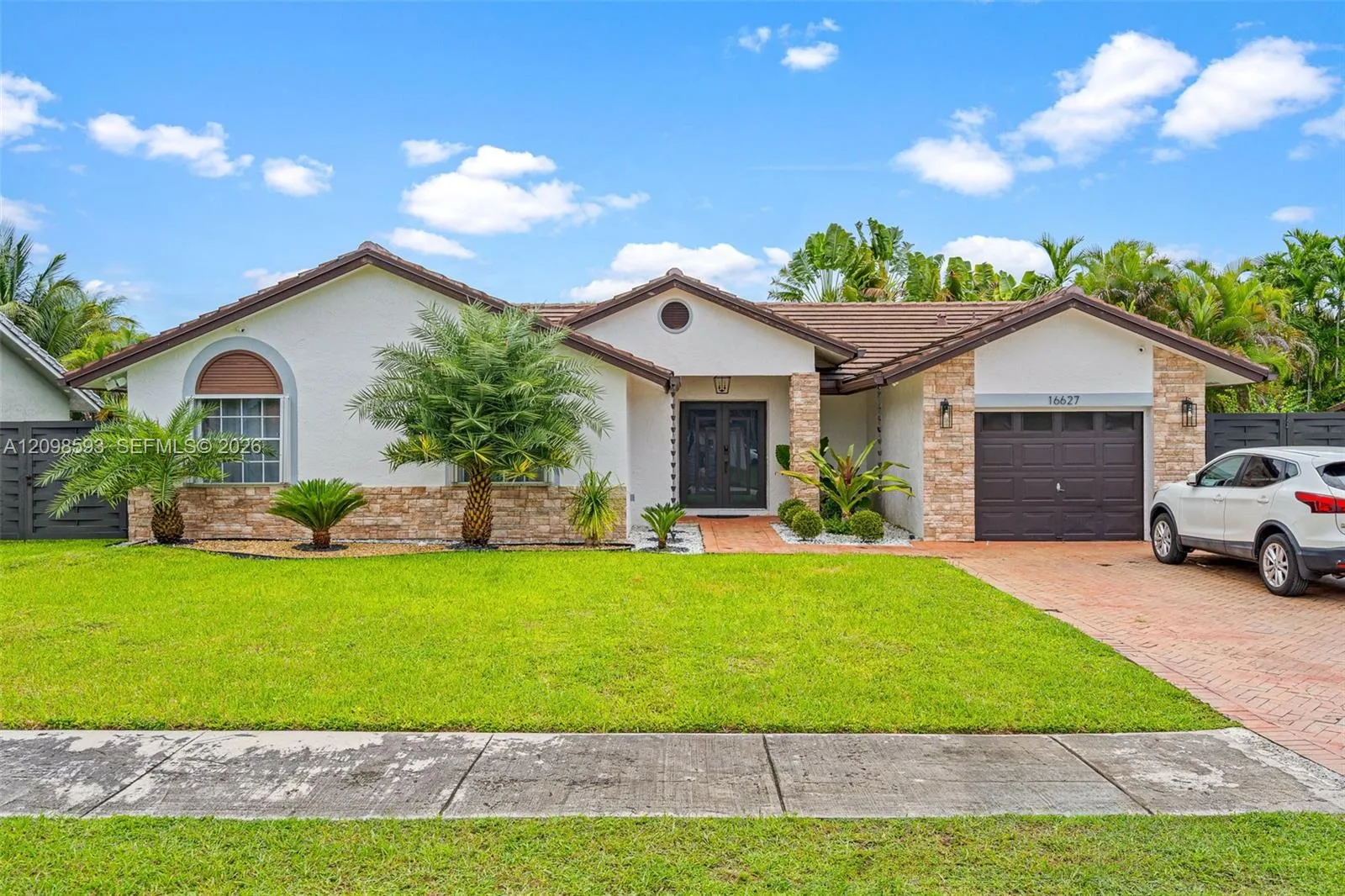 En Venta 16627 SW 144th Court, Miami, FL 33177, Miami, FL 33177