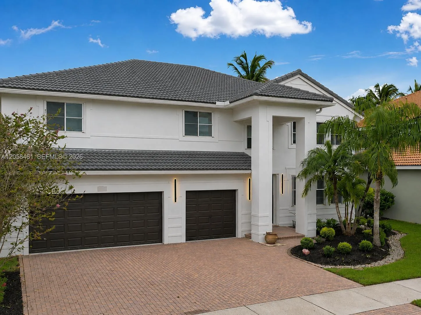 Foto de propiedad en 1665 Osprey Bend, Weston, FL 33327 Weston con MLS# 
