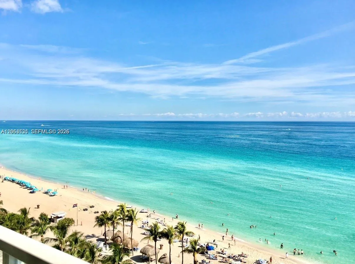 Foto de propiedad en 16699 Collins Avenue 1103 / 2 Parking 4 Sale, Sunny Isles Beach, FL 33160 Sunny Isles Beach con MLS# 