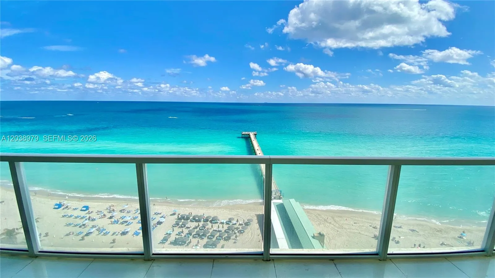 Foto de propiedad en 16699 Collins Avenue 1602, Sunny Isles Beach, FL 33160 Sunny Isles Beach con MLS#