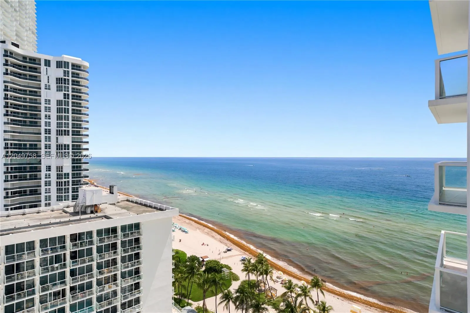 Foto de propiedad en 16699 Collins Avenue 1604, Sunny Isles Beach, FL 33160 Sunny Isles Beach con MLS# 