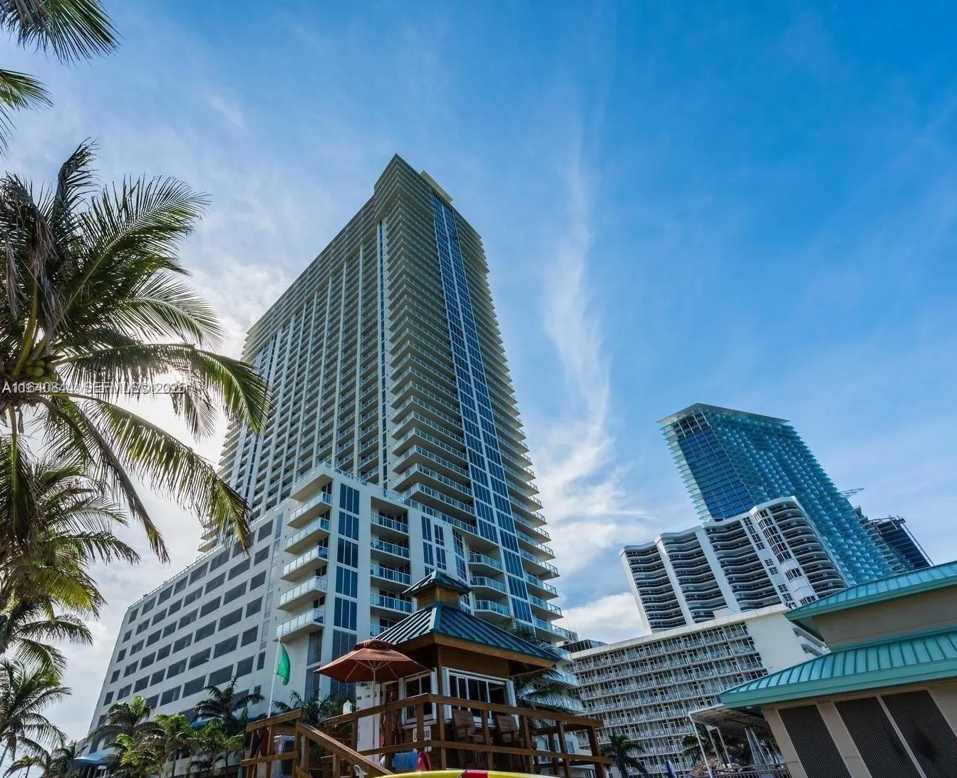 Foto de propiedad en 16699 Collins Avenue 2006, Sunny Isles Beach, FL 33160 Sunny Isles Beach con MLS# 