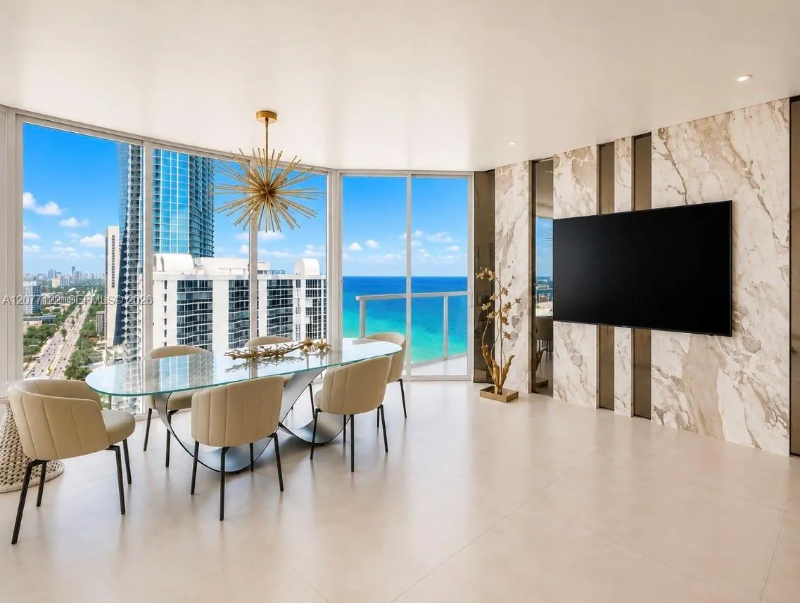 Foto de propiedad en 16699 Collins Avenue 2907, Sunny Isles Beach, FL 33160 Sunny Isles Beach con MLS# 