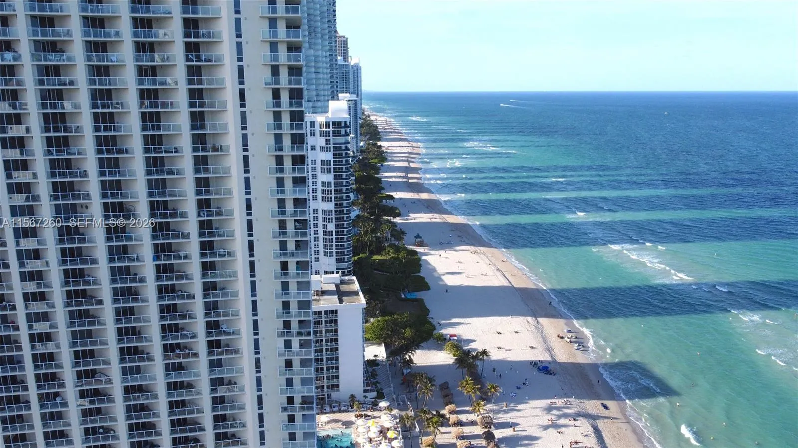 Foto de propiedad en 16699 Collins Avenue 3009, Sunny Isles Beach, FL 33160 Sunny Isles Beach con MLS# 