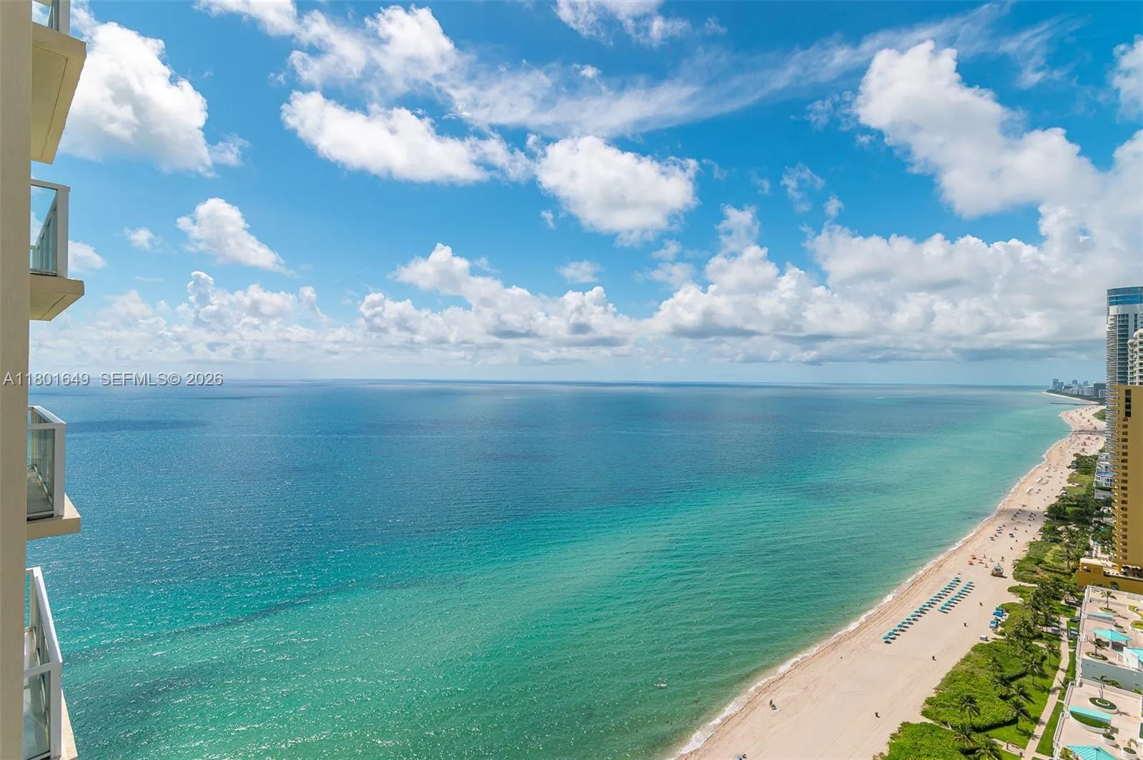 Foto de propiedad en 16699 Collins Avenue 3401, Sunny Isles Beach, FL 33160 Sunny Isles Beach con MLS# 