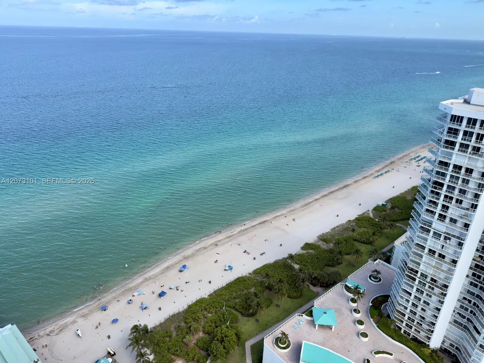 Foto de propiedad en 16699 Collins Avenue 3609, Sunny Isles Beach, FL 33160 Sunny Isles Beach con MLS# 