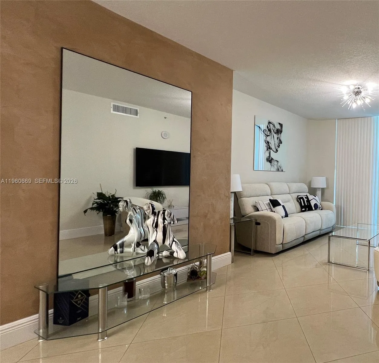 En Renta 16699 Collins Avenue 4204, Sunny Isles Beach, FL 33160, Sunny Isles Beach, FL 33160