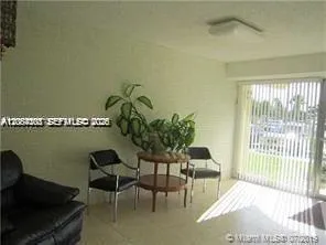 En Renta 16701 NE 14th Avenue 203, Miami, FL 33162, Miami, FL 33162