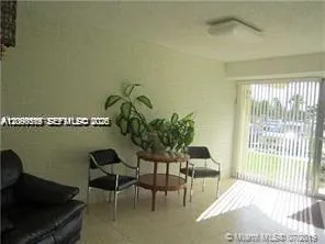 En Renta 16701 NE 14th Avenue 203, Miami, FL 33162, Miami, FL 33162