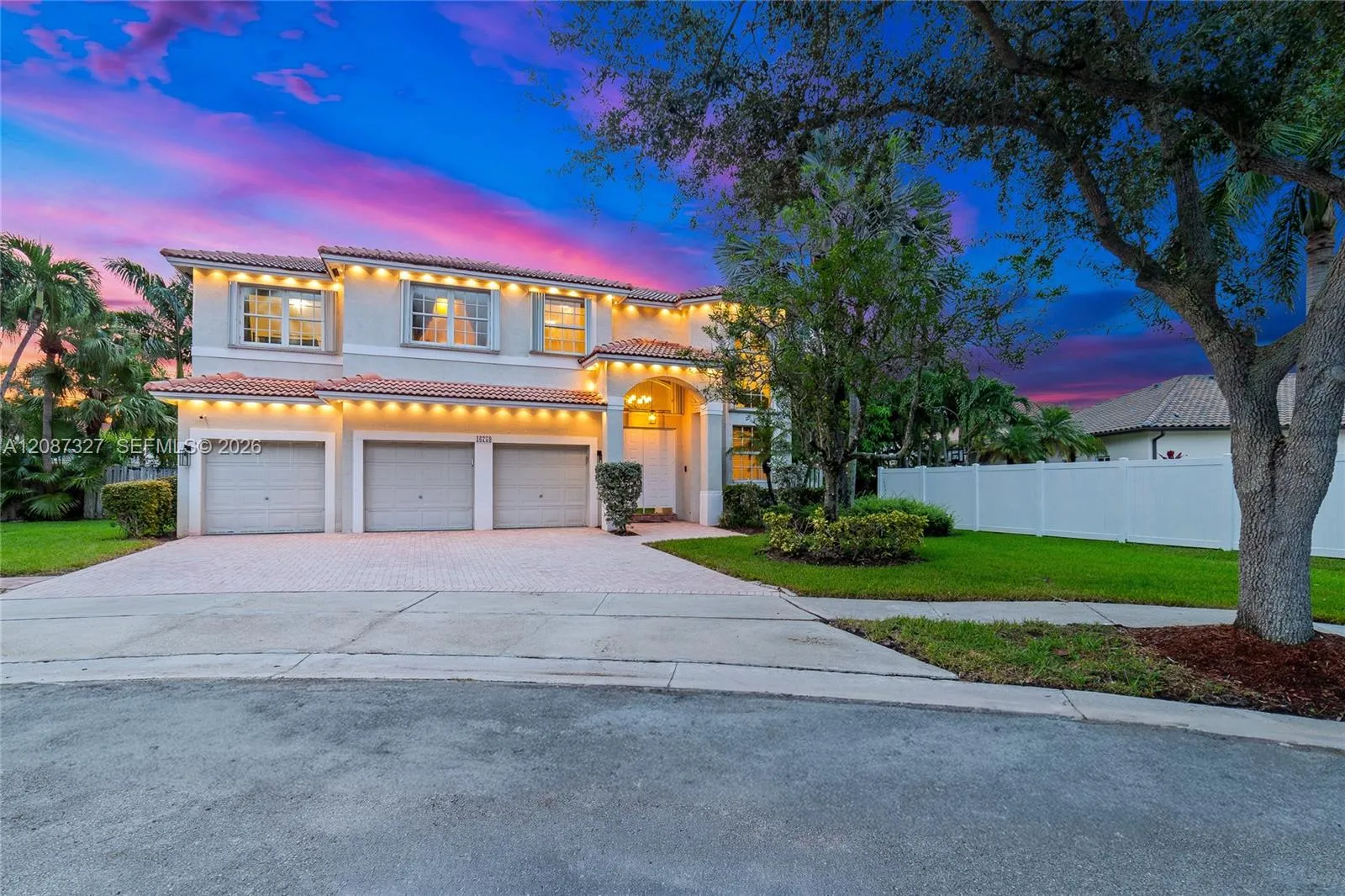 En Venta 16759 NW 15th Street, Pembroke Pines, FL 33028, Pembroke Pines, FL 33028