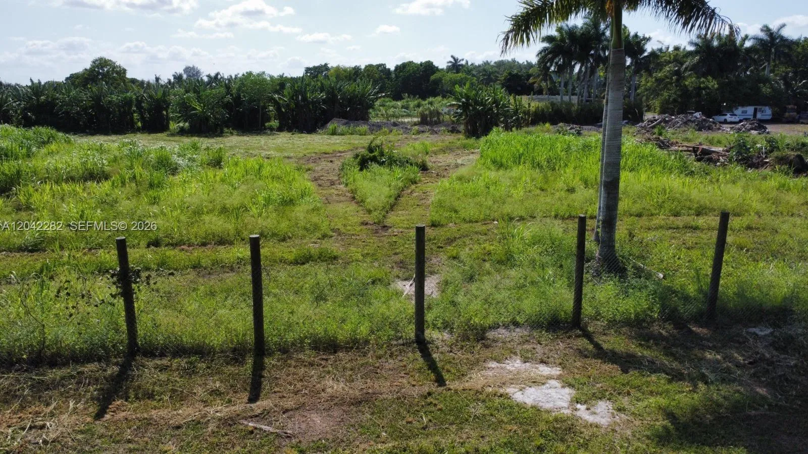 Foto de propiedad en 168 St, Miami, FL 33187 Miami con MLS# 