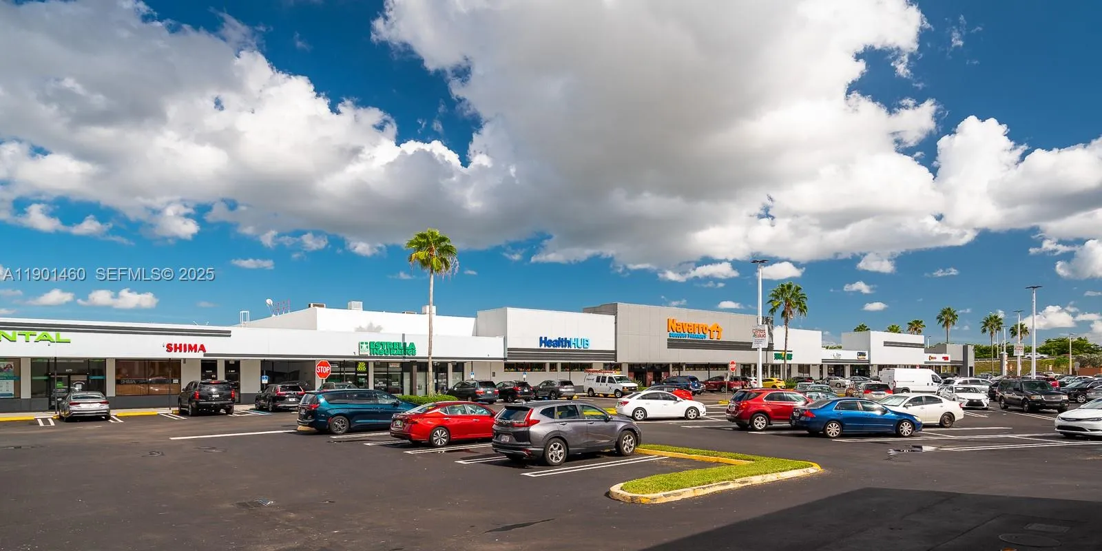 Foto de propiedad en 16801 NW 67th Avenue 16867, Miami Lakes, FL 33015 Miami Lakes con MLS# 