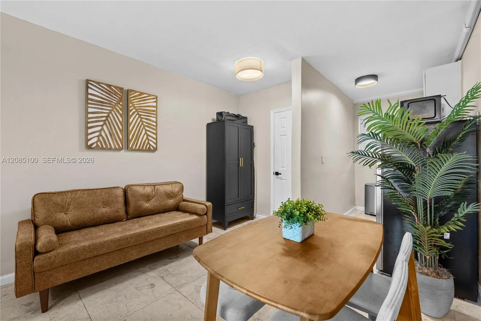 Foto de propiedad en 1685 Jefferson Avenue 6, Miami Beach, FL 33139 Miami Beach con MLS#