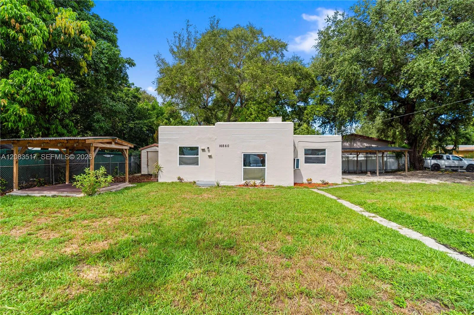 En Venta 16860 NE 3rd Court, North Miami Beach, FL 33162, North Miami Beach, FL 33162