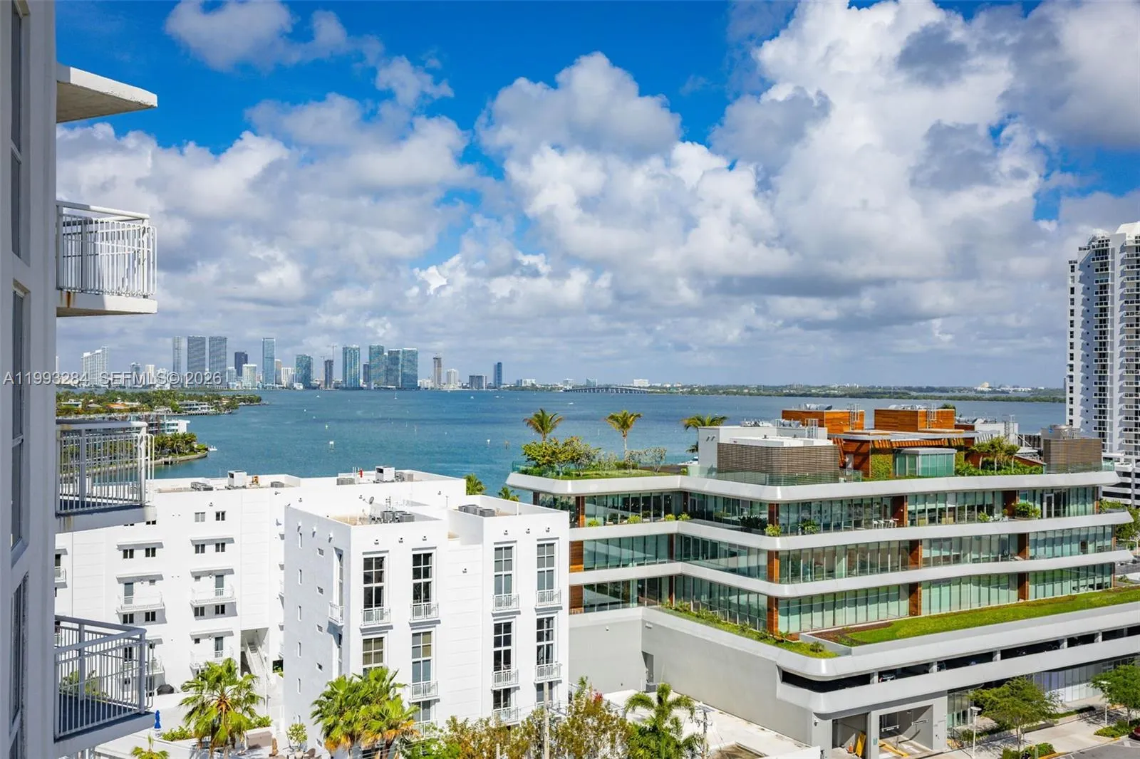 Foto de propiedad en 1688 West Avenue 1205, Miami Beach, FL 33139 Miami Beach con MLS# 