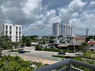 Foto de propiedad en 1688 West Avenue 405, Miami Beach, FL 33139 Miami Beach con MLS# 