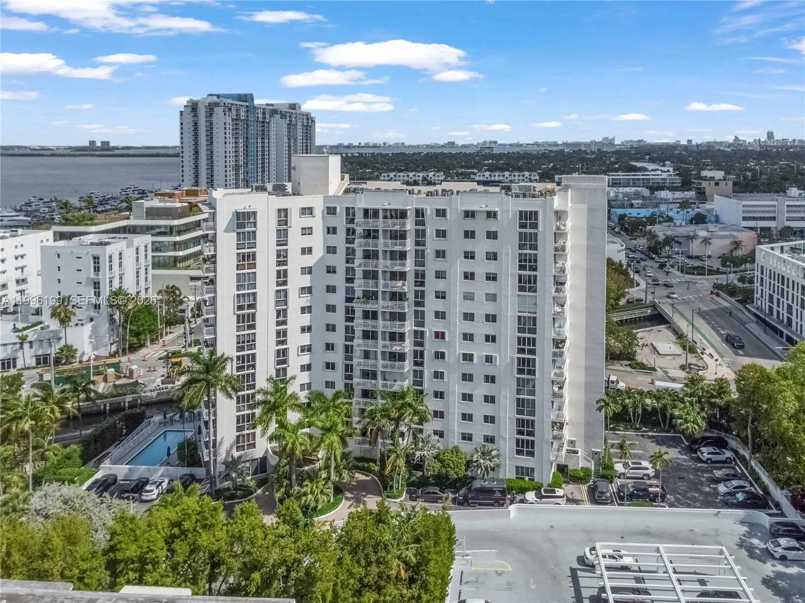 Foto de propiedad en 1688 West Avenue 408, Miami Beach, FL 33139 Miami Beach con MLS# 
