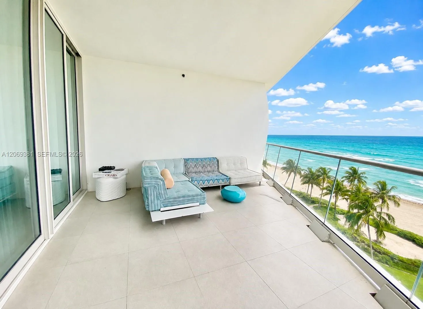 Foto de propiedad en 16901 Collins Avenue 701, Sunny Isles Beach, FL 33160 Sunny Isles Beach con MLS# 