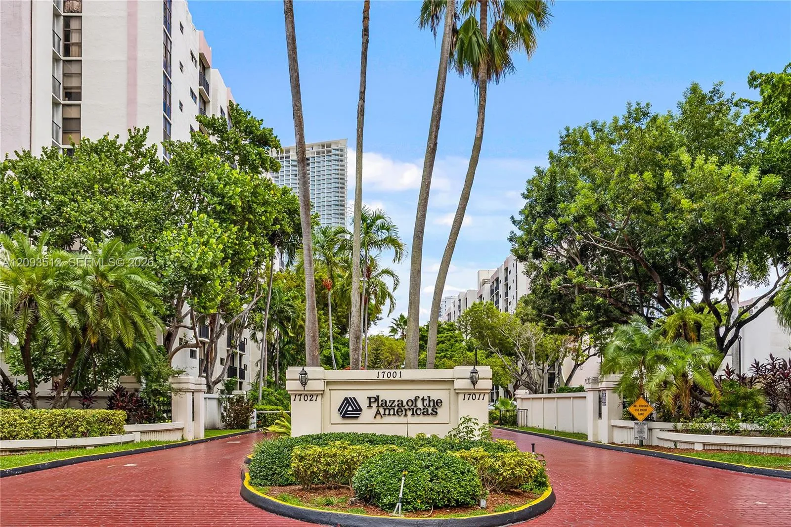 Foto de propiedad en 16919 N Bay Road 418, Sunny Isles Beach, FL 33160 Sunny Isles Beach con MLS#