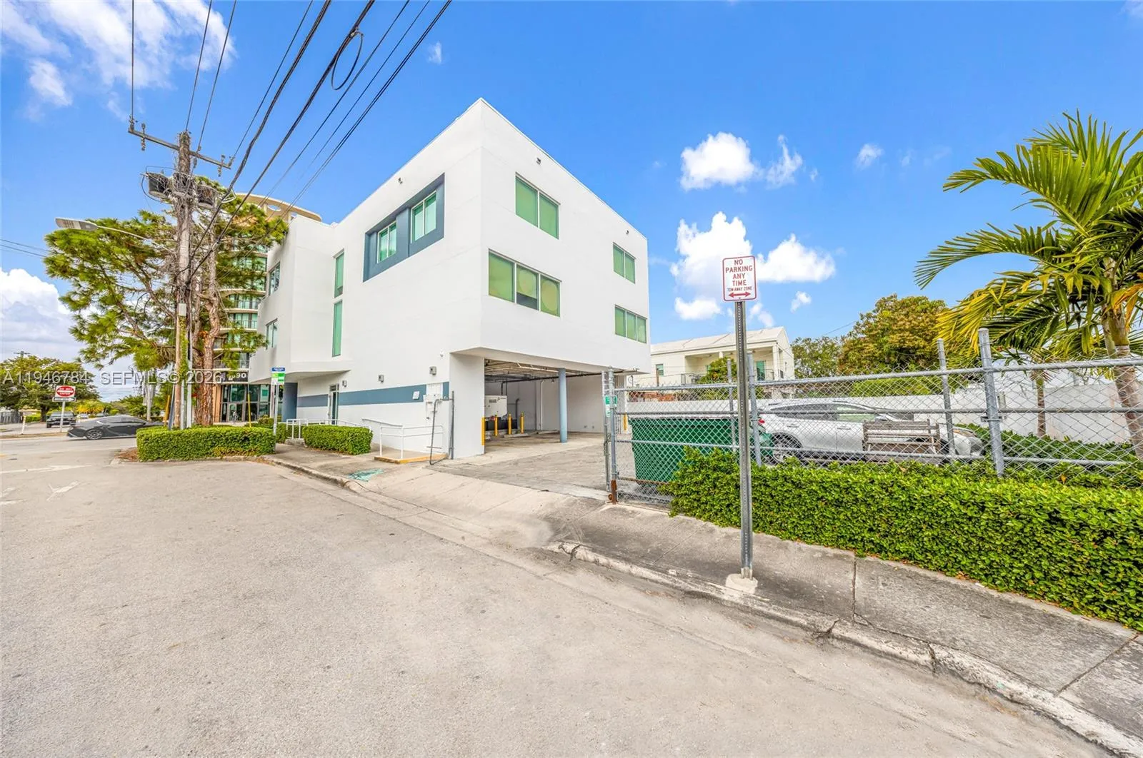 En Venta 1693 SW 27th Avenue, Miami, FL 33145, Miami, FL 33145