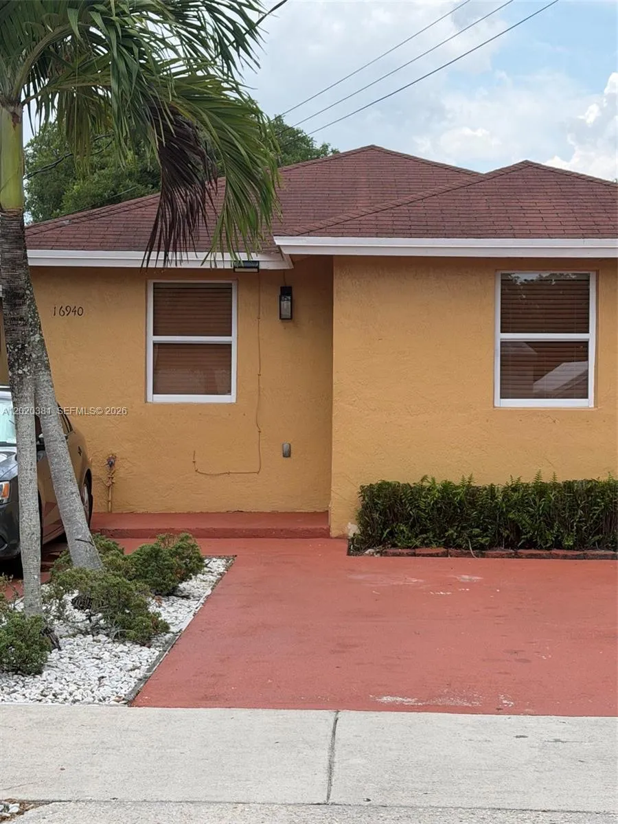 En Renta 16940 SW 94th Avenue 0, Palmetto Bay, FL 33157, Palmetto Bay, FL 33157
