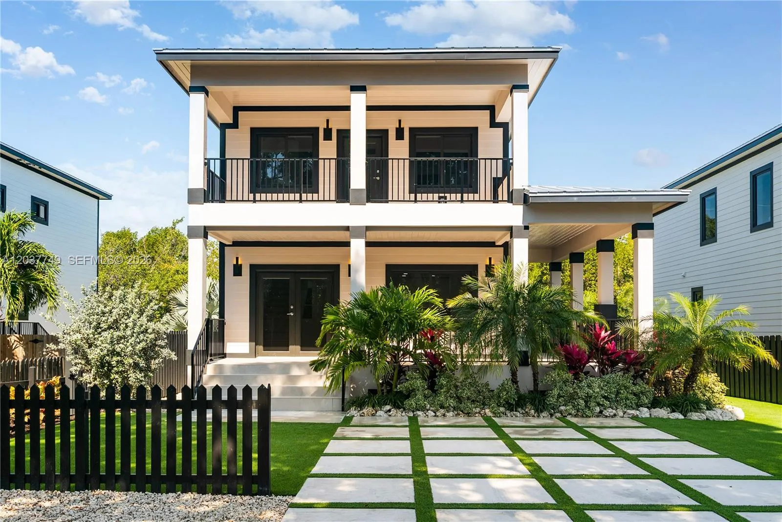 Foto de propiedad en 17 Coral Way, Key Largo, FL 33037 Key Largo con MLS# 