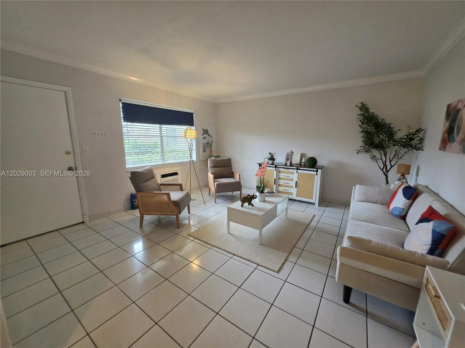 En Venta 17000 NE 14th Avenue 109, Miami, FL 33162, Miami, FL 33162