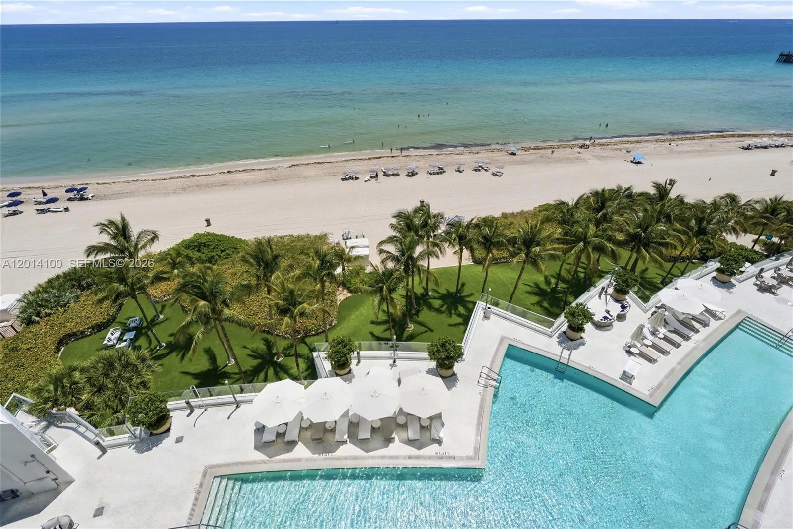 Foto de propiedad en 17001 Collins Avenue 1006, Sunny Isles Beach, FL 33160 Sunny Isles Beach con MLS# 