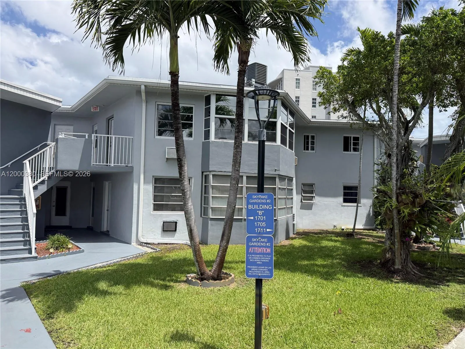 Foto de propiedad en 1701 NE Miami Gardens Drive 117, Miami, FL 33179 Miami con MLS# 