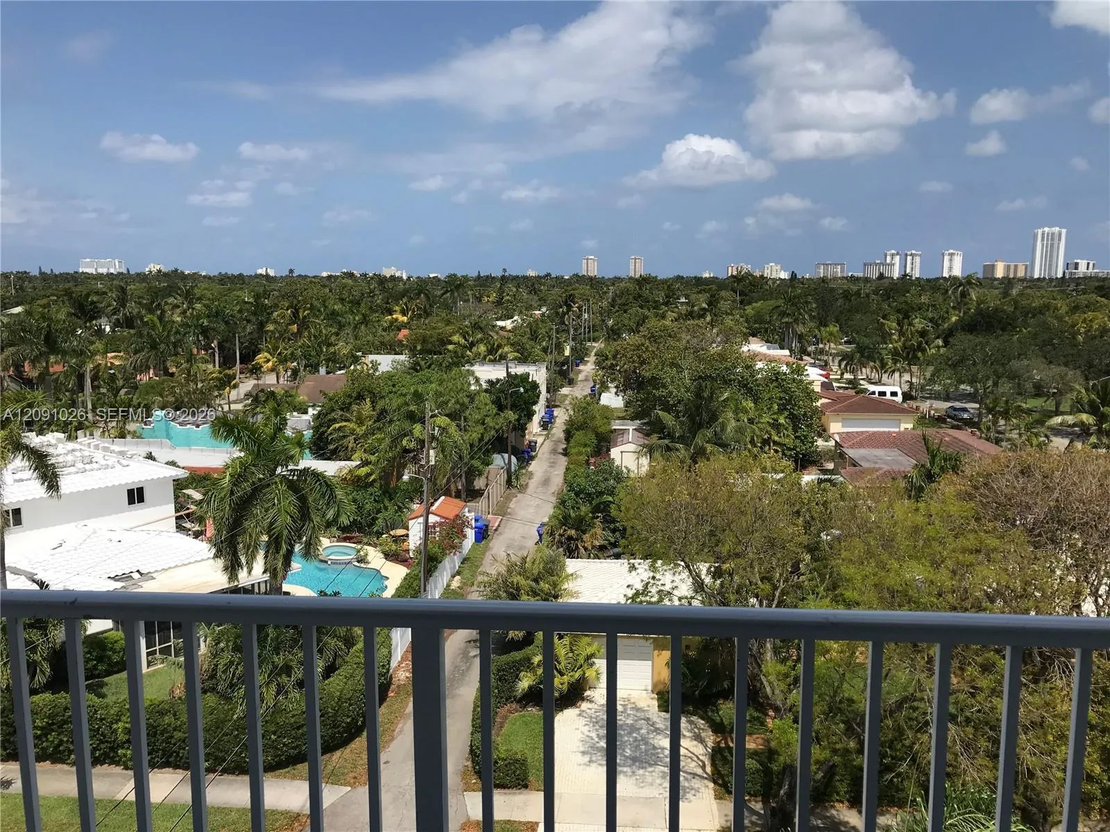 Foto de propiedad en 1701 Washington Street 604, Hollywood, FL 33020 Hollywood con MLS# 