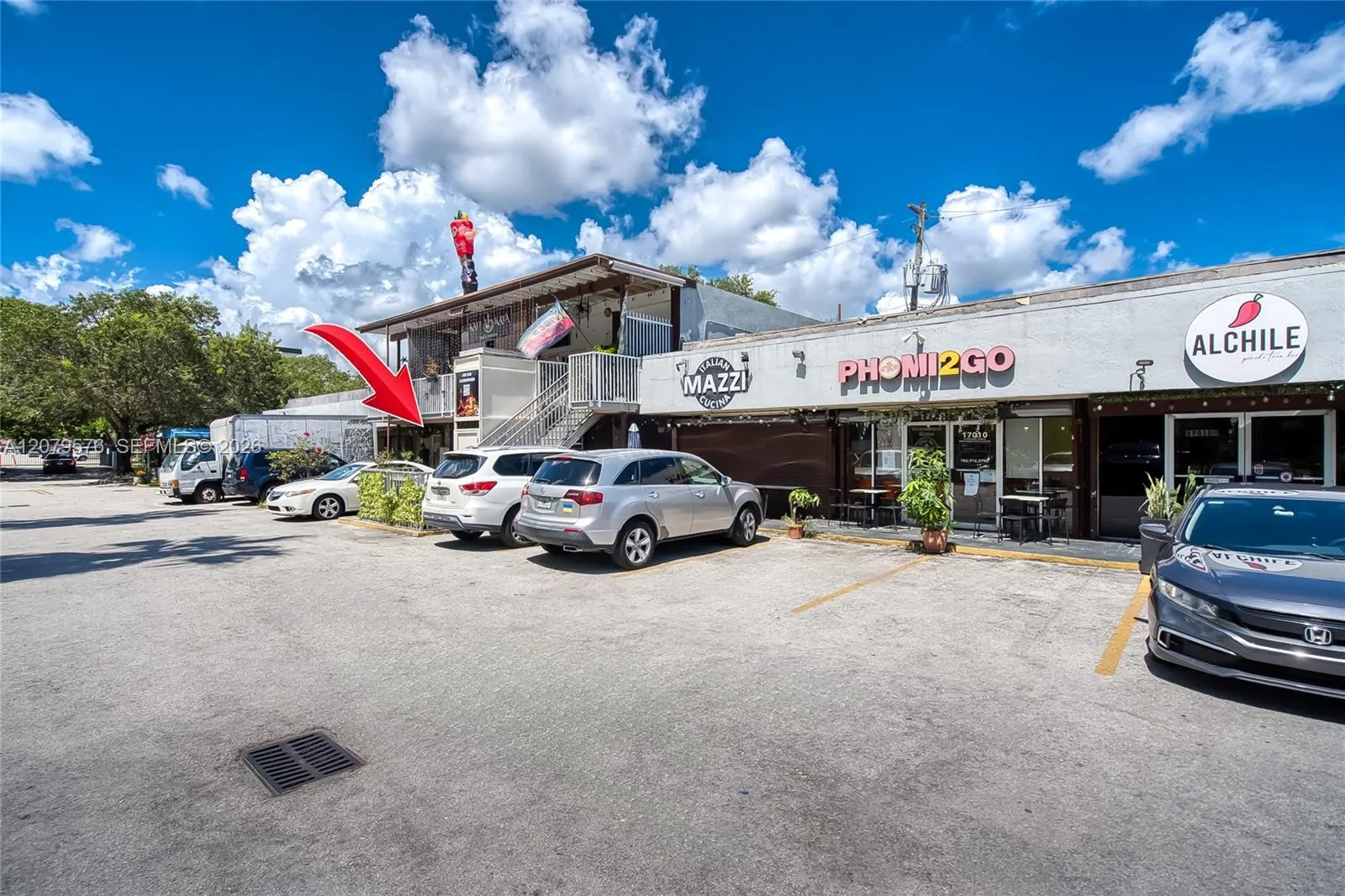Foto de propiedad en 17010 W Dixie Highway, North Miami Beach, FL 33160 North Miami Beach con MLS# 