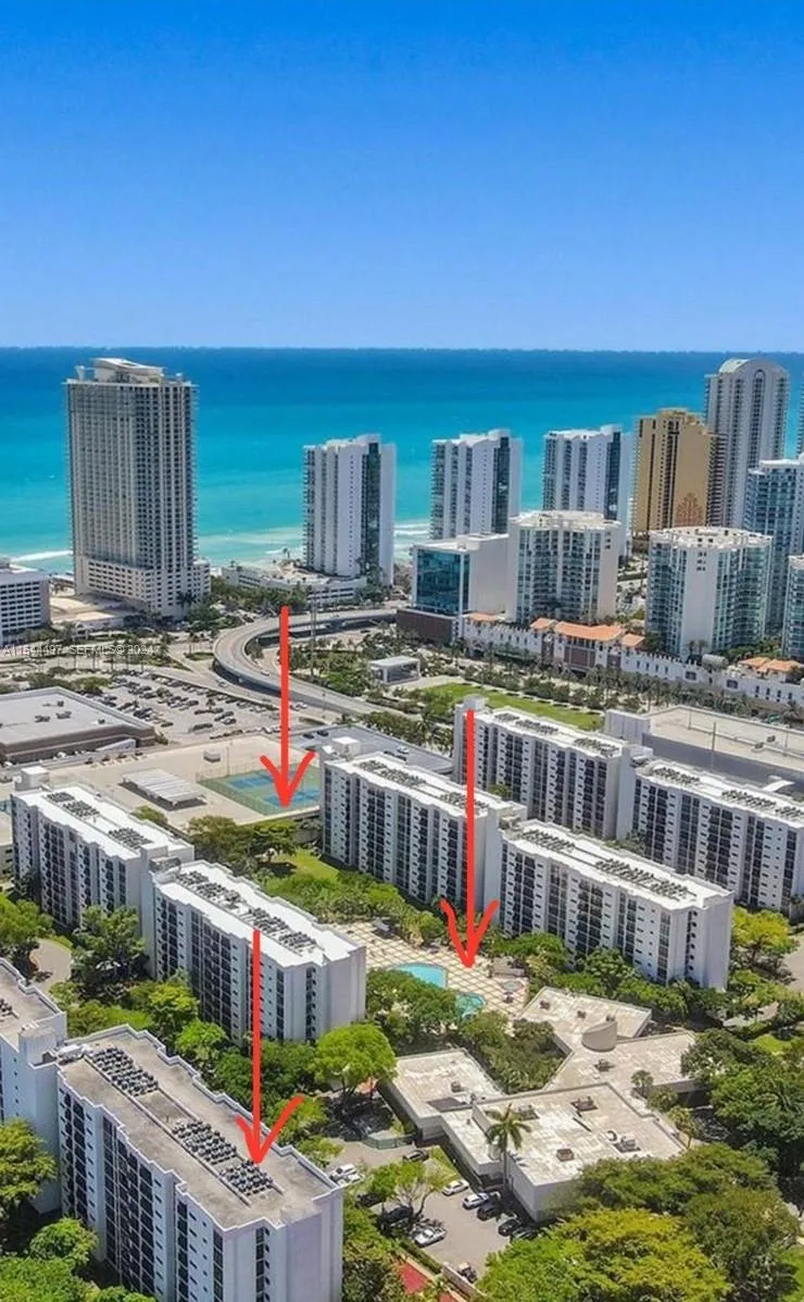 Foto de propiedad en 17021 N Bay Road 318, Sunny Isles Beach, FL 33160 Sunny Isles Beach con MLS# 