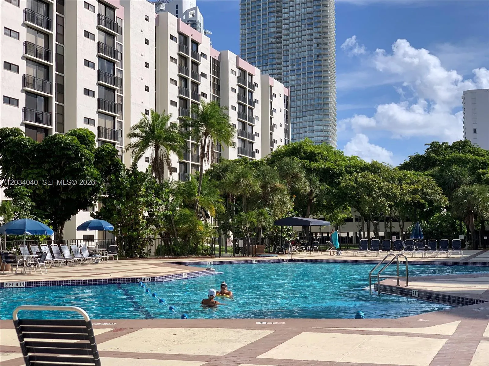 Vendido 17021 N Bay Road 423, Sunny Isles Beach, FL 33160, Sunny Isles Beach, FL 33160