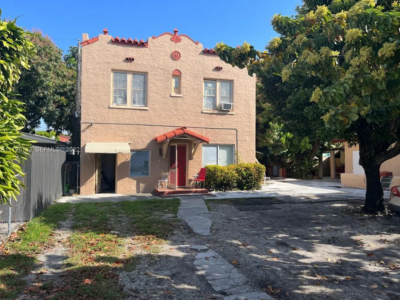 Foto de propiedad en 1703 SW 10th Street, Miami, FL 33135 Miami con MLS# 