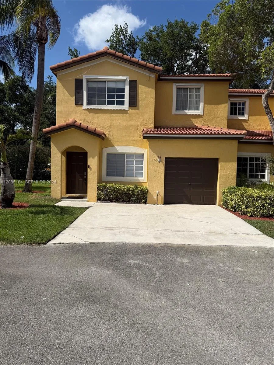 En Renta 1704 SW 101st Terrace, Miramar, FL 33025, Miramar, FL 33025