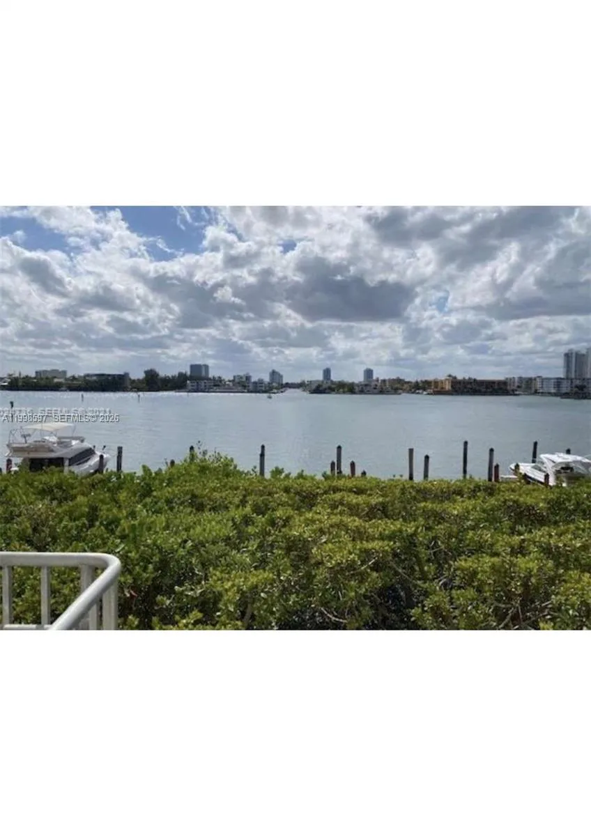 En Renta 17050 N Bay Road 605, Sunny Isles Beach, FL 33160, Sunny Isles Beach, FL 33160