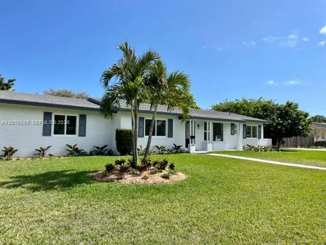 En Renta 17051 SW 85th Avenue, Palmetto Bay, FL 33157, Palmetto Bay, FL 33157
