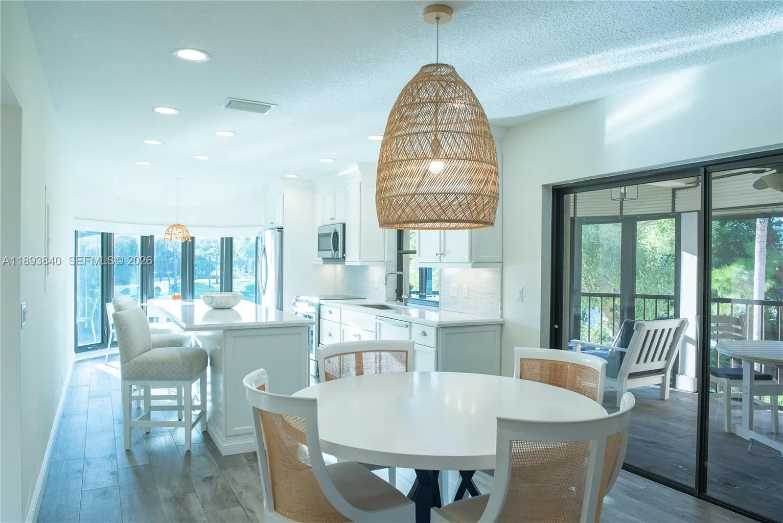 Foto de propiedad en 17081 Waterbend Drive 227, Jupiter, FL 33477 Jupiter con MLS# 