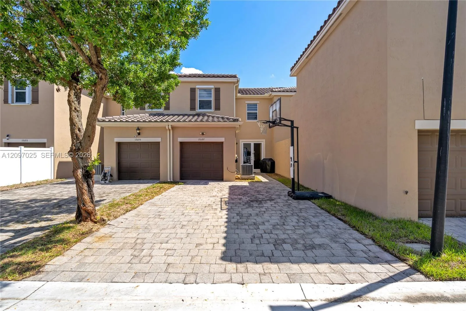En Venta 17097 SW 94th Way 17097, Miami, FL 33196, Miami, FL 33196